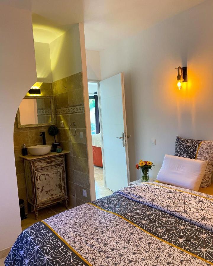 Vila Gite Les 2 Cedres Cardet Exteriér fotografie