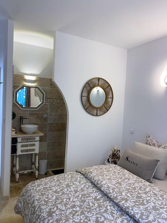 Vila Gite Les 2 Cedres Cardet Exteriér fotografie
